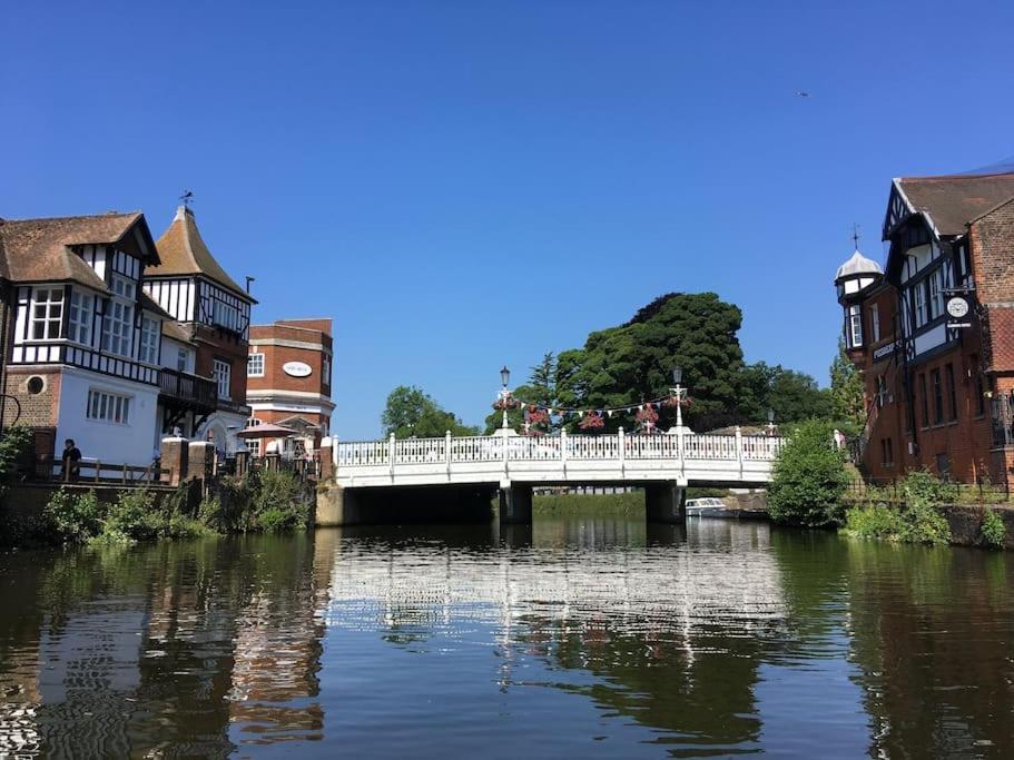 Entire Apartment Tonbridge Centre Luaran gambar